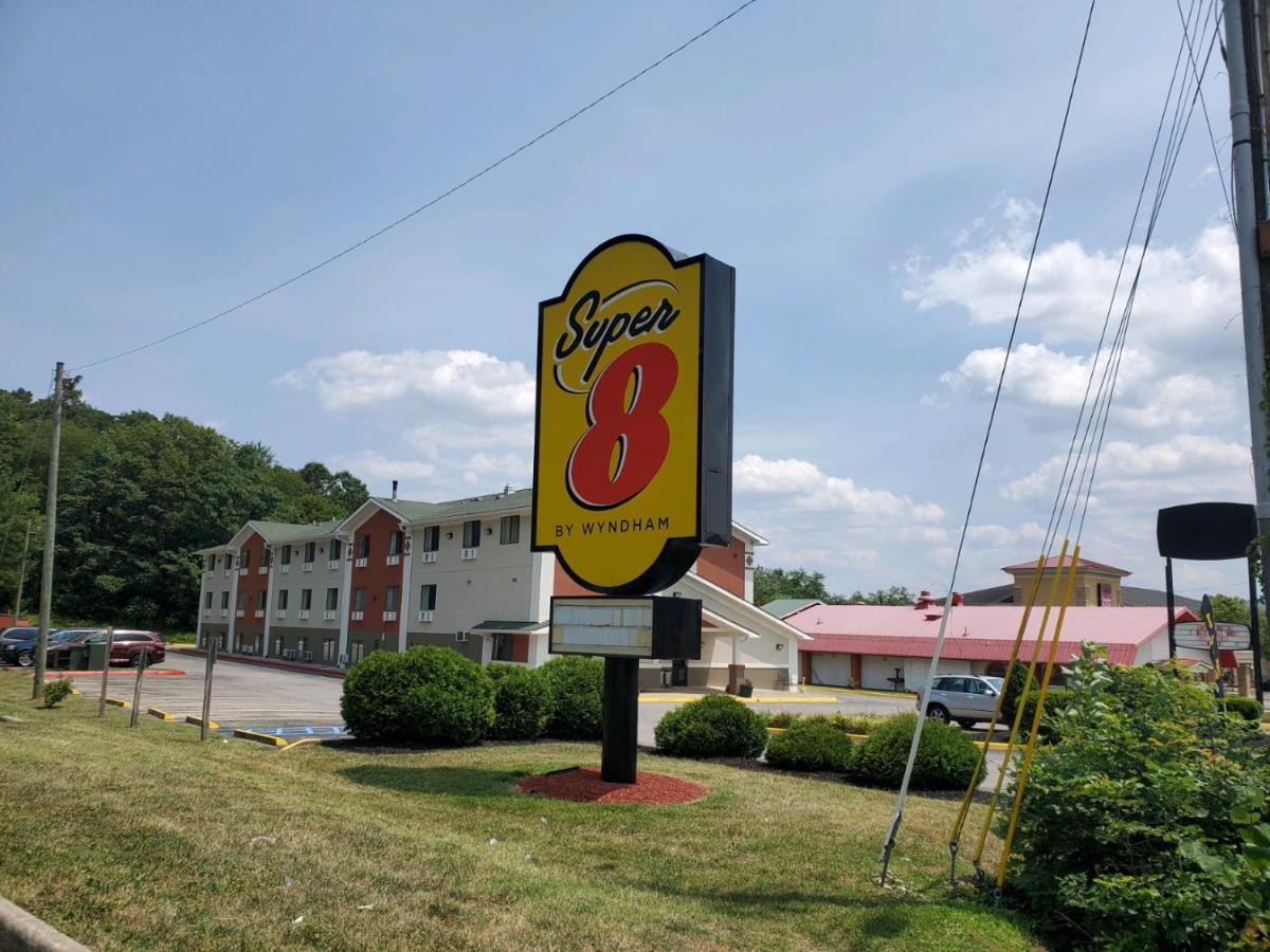 Super 8 By Wyndham Salem Va Motel Екстериор снимка