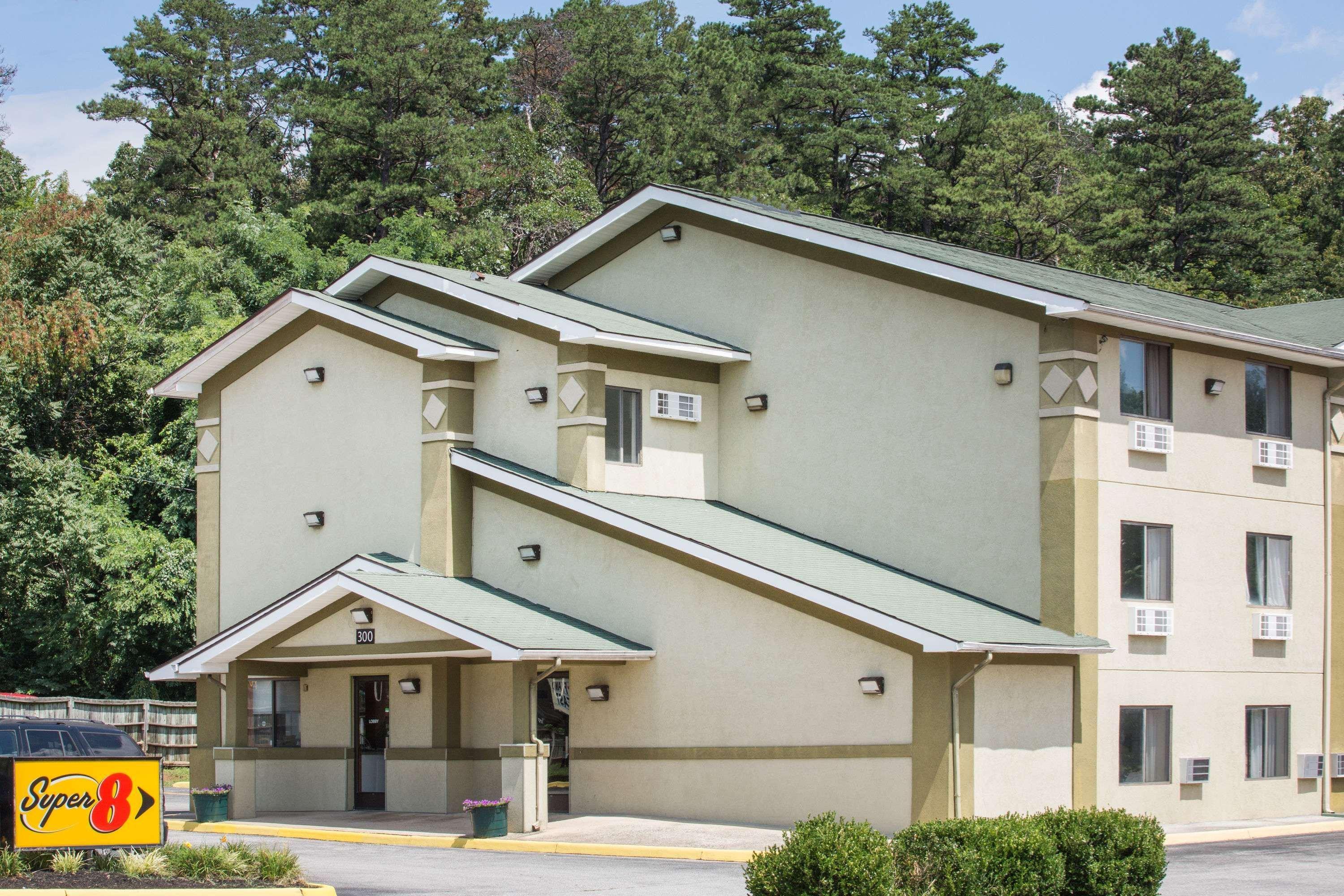 Super 8 By Wyndham Salem Va Motel Екстериор снимка