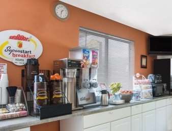 Super 8 By Wyndham Salem Va Motel Ресторант снимка