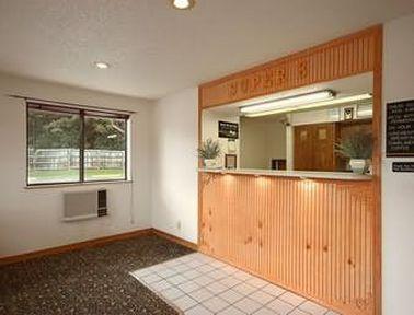 Super 8 By Wyndham Salem Va Motel Екстериор снимка